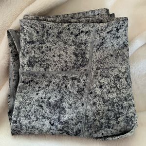 Black & Gray Lulu Leggings